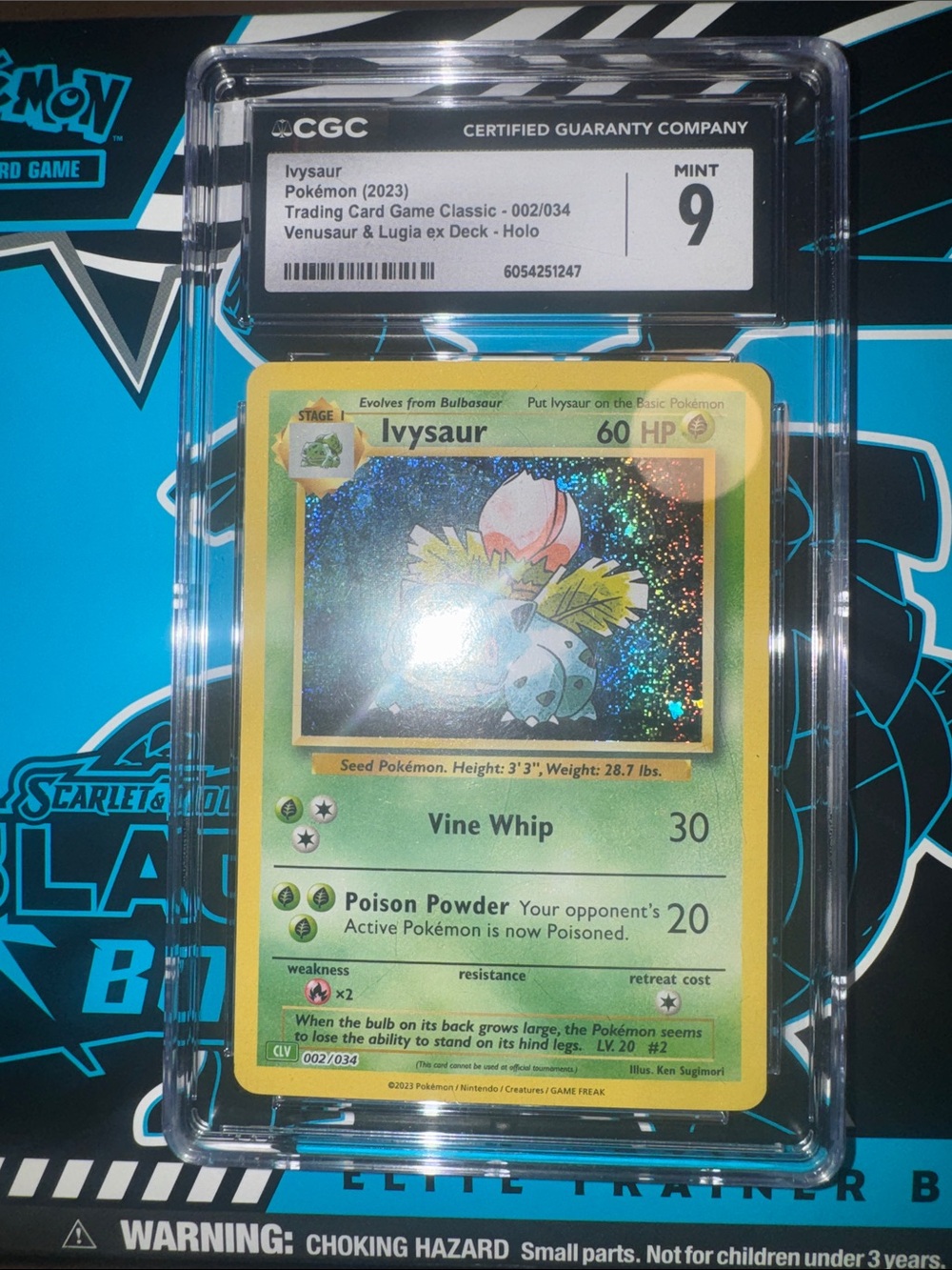 Pokemon Ivysaur Holo Trading Card - Green, Yellow, Blue